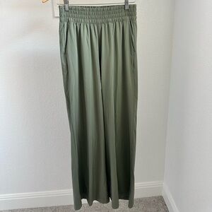 Vuori Villa Wide Leg Pants